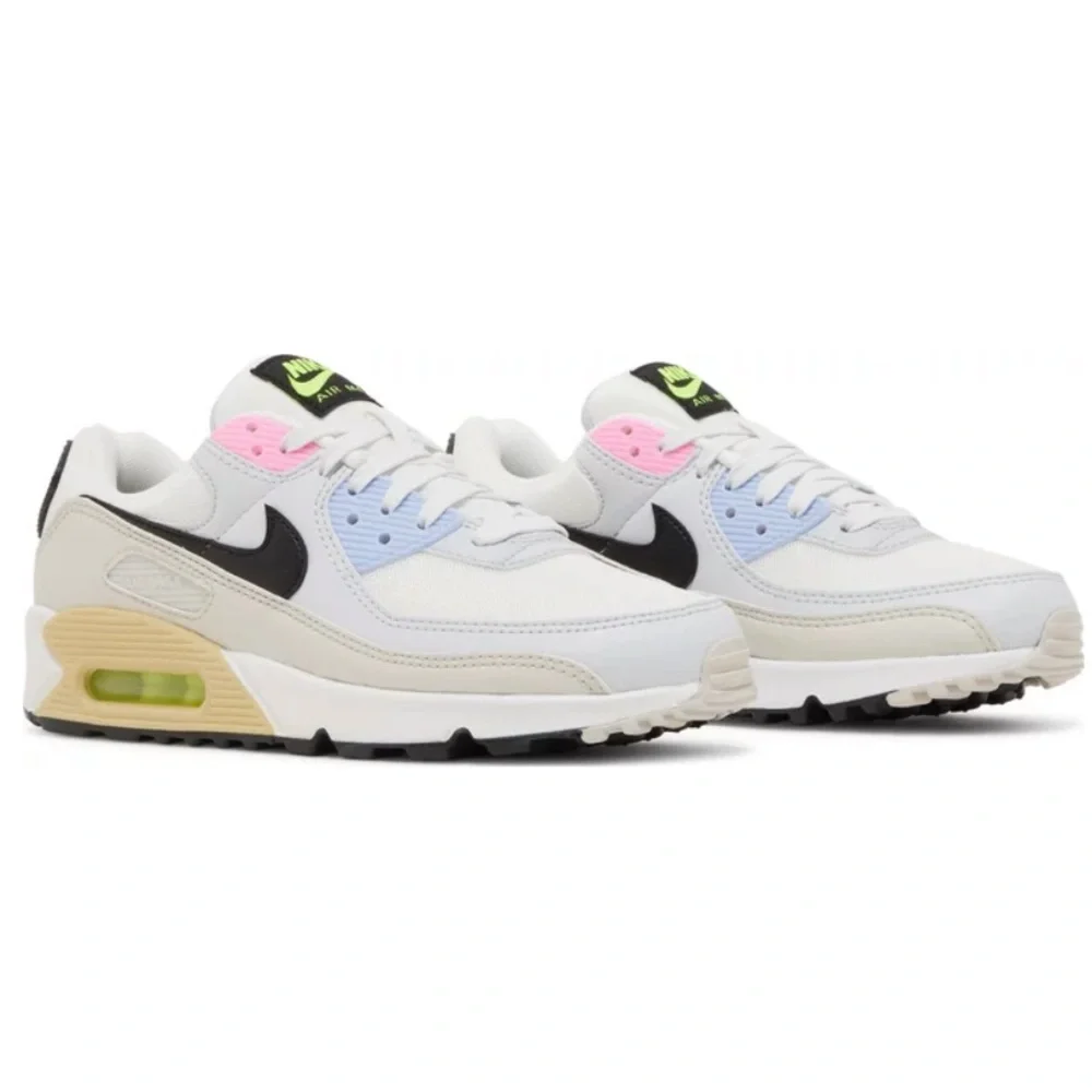 Nike Air Max 90 Sneaker - Picture 1 of 10